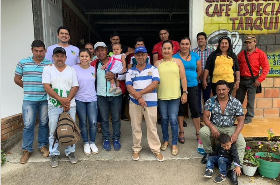 Love Life Colombia Tarqui Pequeños